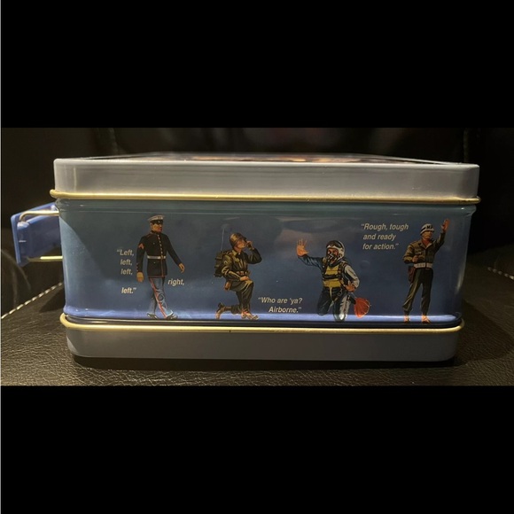 G.I JOE Vintage 1997 Action Sailor Metal Tin Lunch Box Hasbro - Picture 6 of 8